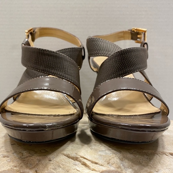 Lena Louisa Taupe Grey Patent Leather Platform Peep Toe Heels Sz 10 - Picture 5 of 10